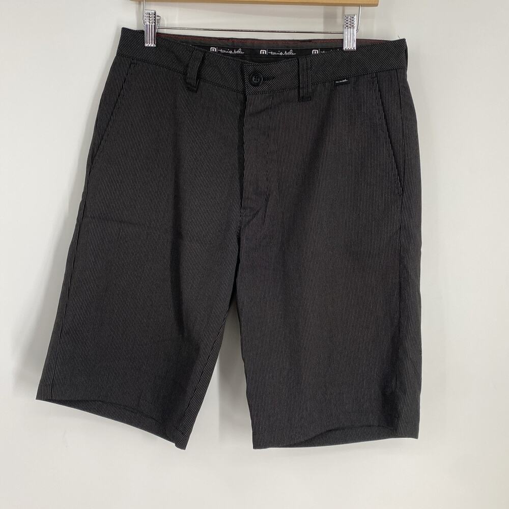 Travis Matthew Pinstripe Shorts Men’s 32 Black Pockets Embroidery Logo Golf 757
